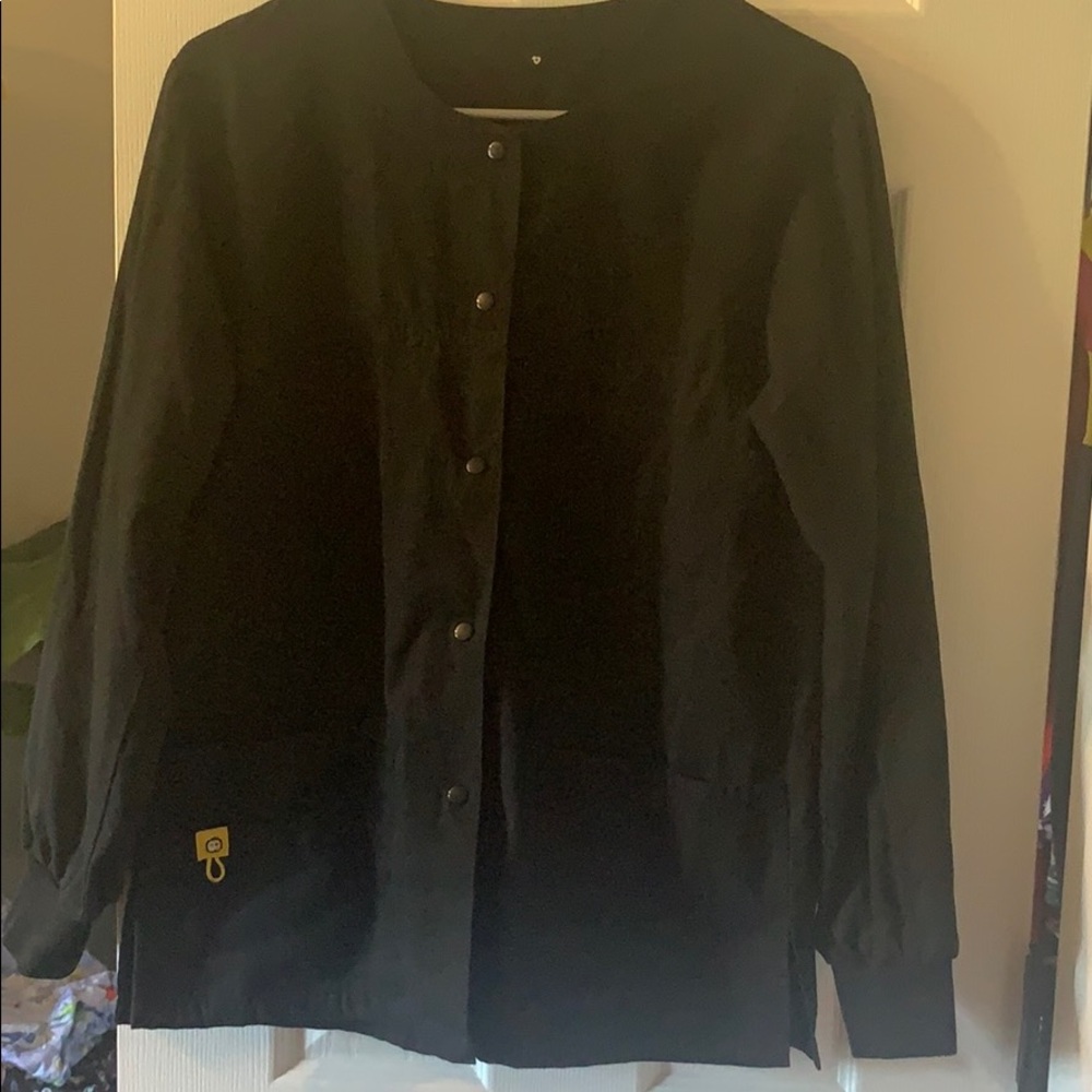 Wonderwink scrub jacket